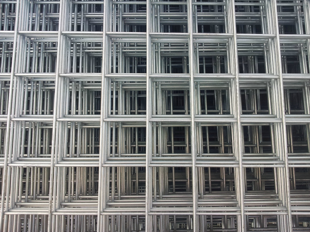 電焊地暖網片使用時應當注意什么