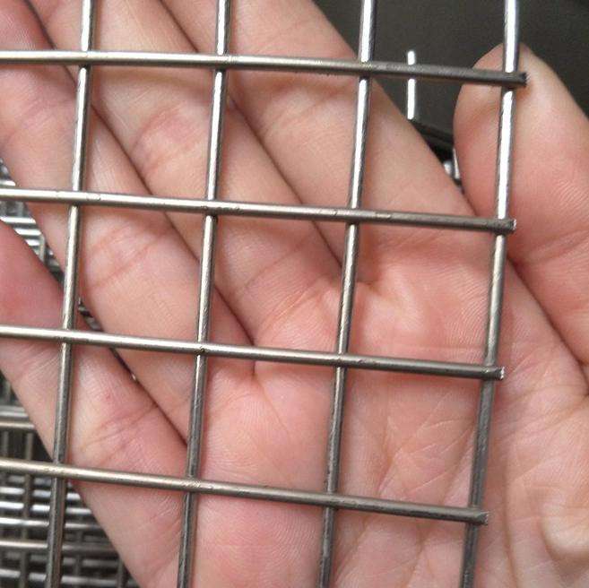 不銹鋼電焊網的優勢特點